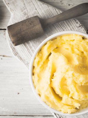 Kosteaa perunasosetta on miellyttävämpi nauttia kuin kuivaa sementtiä. 