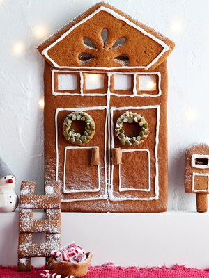 Ihana idea! Piparinen tonttuovi tuo joulun.