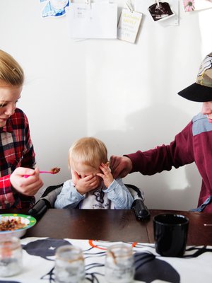 KK kertoi Santerin tarinan keväällä 2016. Lue, mitä Santerille, Tuulialle ja Vanessalle kuului saman vuoden joulukuussa.