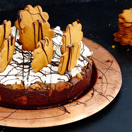 Näyttävä kakku on valmista puolessa tunnissa.