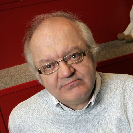 "Asiat, jotka saattavat lapselle olla valtavan tärkeitä, voivat olla todella pieniä. Usein riittää se, että hänet huomioidaan", sanoo Jari Sinkkonen.