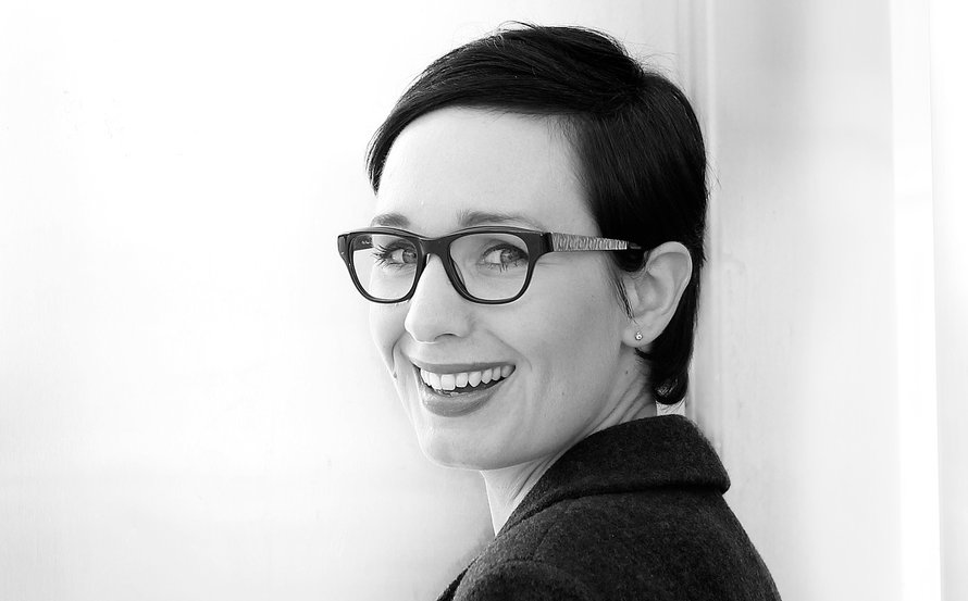 Susanna Rantanen on 39-vuotias yrittäjä ja 5-vuotiaan pojan äiti. Lapsi oli vuoden ja yhden päivän ikäinen aloittaessaan päiväkodissa. Samana päivänä Susanna käynnisti rekrytointiin erikoistuneen yrityksensä Heebon.