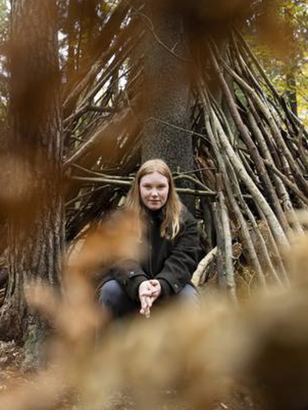 ”Isän kuolemasta on pian 20 vuotta. Emme me perheen kanssa puhu surullisista muistoista vaan mieluummin siitä elämästä, jonka hän eli. Isä on olemassa sivulauseissa ja hauskoissa anekdooteissa”, Kaisa Lundán sanoo.