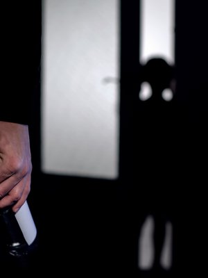 ”Opin vasta erottuani ja romahdettuani, että katkeruus on kuin myrkkyä, jota juot ja odotat toisen kuolevan”, Riina sanoo. ”Eihän siinä ole järkeä.” 