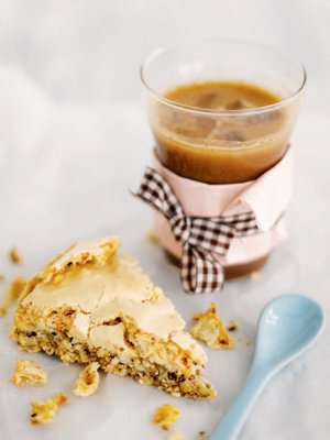 Pieni pala marenkikakkua tyydyttää makeanhimon.