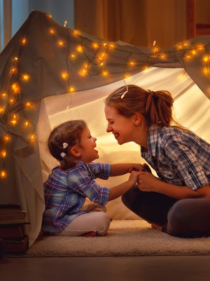 Vaikka rakkaus menee tasan, lapset ja aikuiset ovat yksilöitä. Joskus toisen kanssa tulee paremmin toimeen kuin toisen. Terveeseen tasapuolisuuteen kannattaa silti pyrkiä.