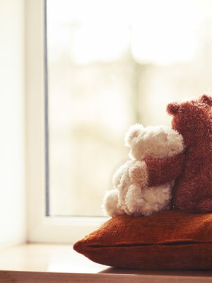 Vaikka uupunut karttelisi muiden seuraa, häntä ei kannata jättää yksin. Se usein vain pahentaa oloa.