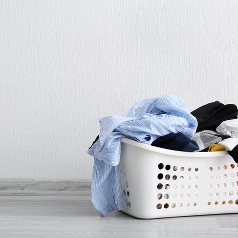 Ennen kuin heität vaatteen huolettomasti pyykkikoriin, kysy itseltäsi: vaatiiko tämä tosiaan jo pesua?