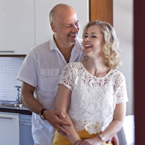 Jos Sadun ja Jyrin lapset joskus menevät naimisiin, he saavat vanhemmiltaan lahjaksi parisuhdekurssin. "Sen voi käyttää vaikka parin vuoden päästä naimisiinmenosta. Me tietysti hoidamme lapset, jos sellaisia on siinä vaiheessa", Satu sanoo.­