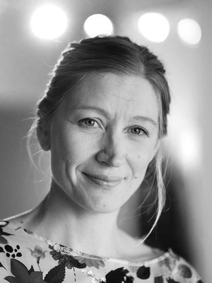 Merja Mähkä kannustaa kaikkia sijoittamaan, koska karttunut omaisuus tuo elämään vapautta.