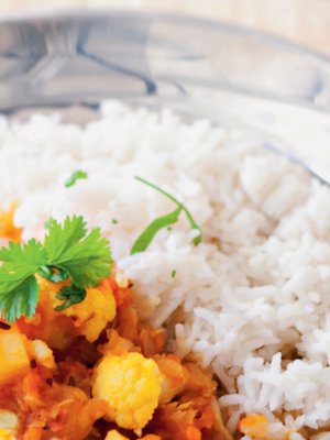 Tarkari on jokaisen nepalilaisen perusruokaa ympäri vuoden: edullista, maistuvaa ja helppoa valmistaa. 