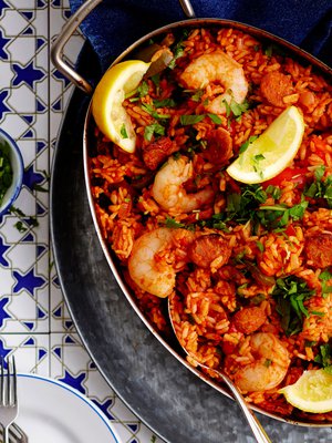 Rapulaatikko on vähän kuin uunissa paistettu paella.