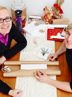 Jani Koskinen ja Aleksi Lindberg myös bloggaavat paketoimisesta: www.kaikkipaketissa.fi