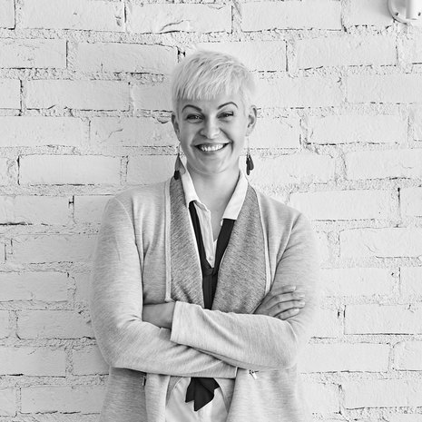 Jenni Janakan mielestä stereotypioista voi päästä eroon rikkomalla niitä omalla esimerkillään ja puhumalla toisella tavalla.