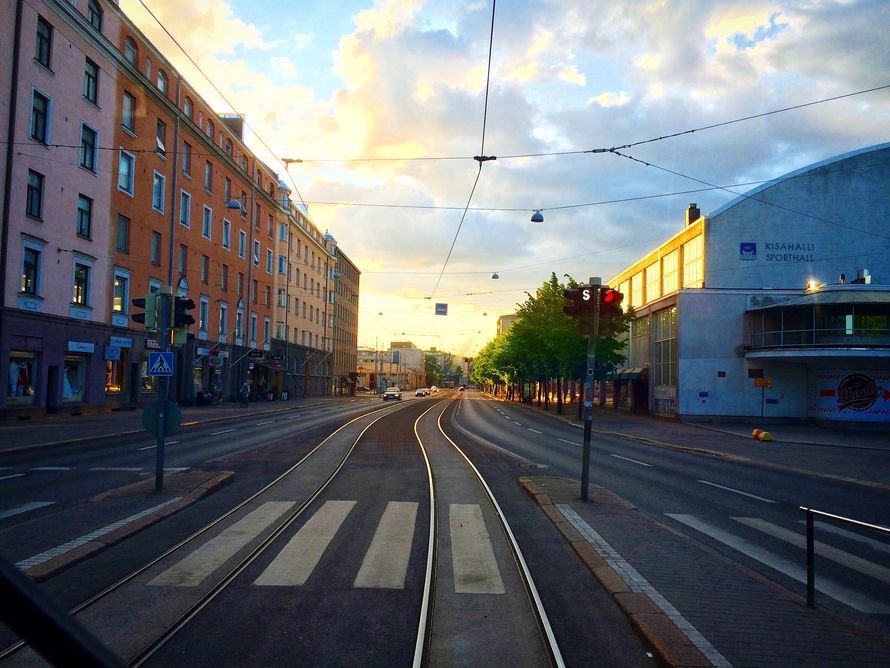 Toukokuun loppu, Helsinki.