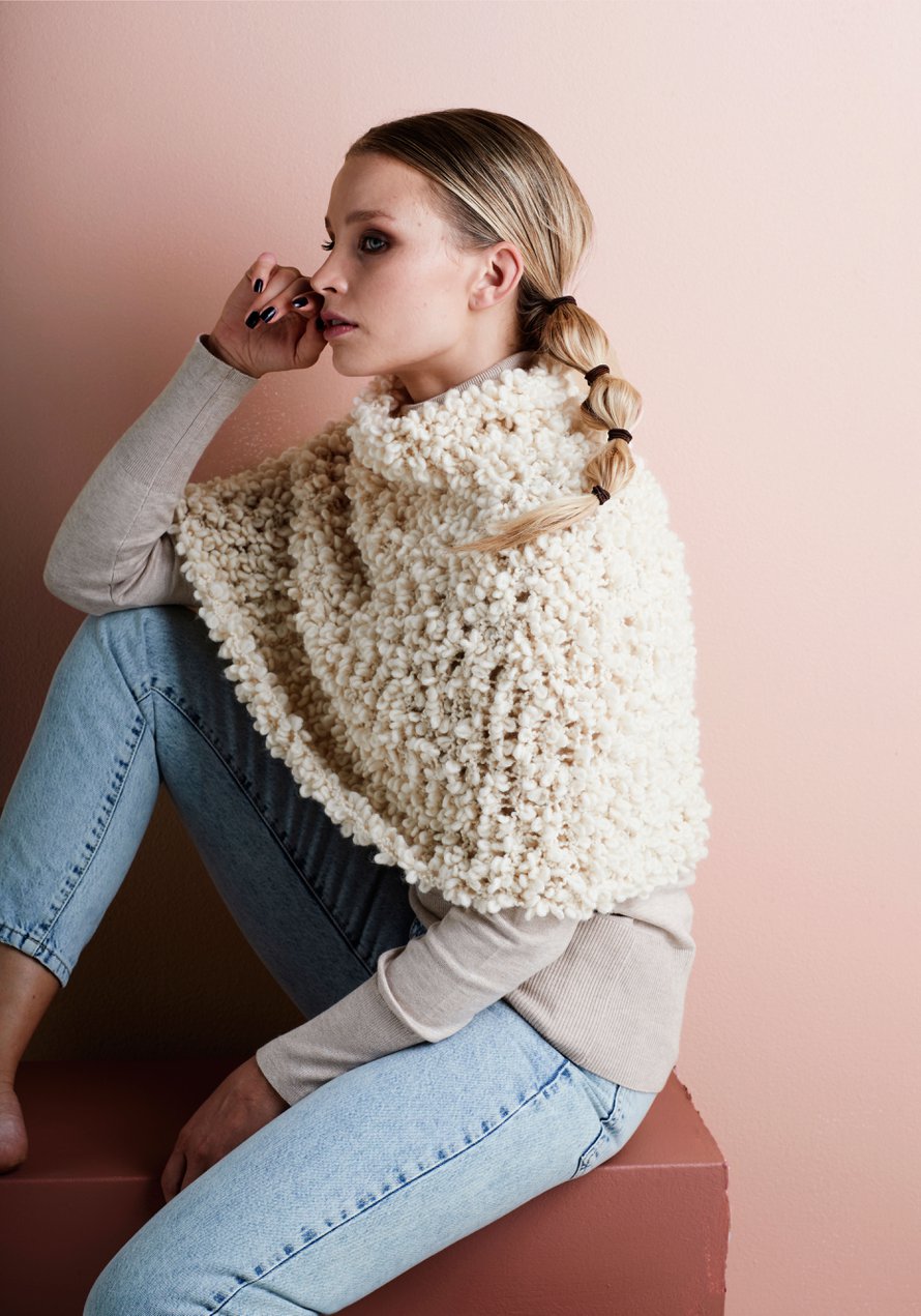 24 Poncho