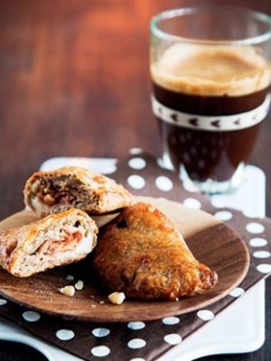 Pieni suolainen on glögin paras kaveri.