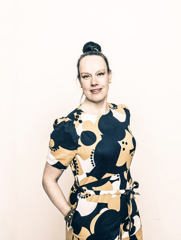 Kirjailija Riikka Ala-Harja