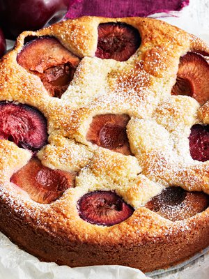 Helppoon syyspiiraaseen sopivat luumut, kriikunat tai yhtä hyvin omenat.