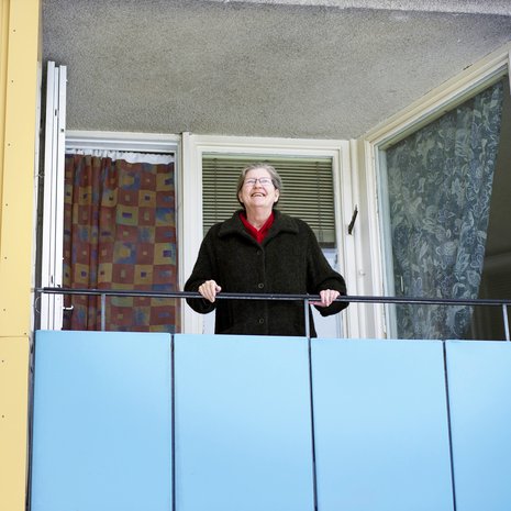 Sheila toivoo, että voisi vielä joskus kertoa isälleen, että rakastaa häntä. Lisäksi hän haluaisi kertoa ihan tavallisia asioita elämästään, lapsista ja lapsenlapsista.