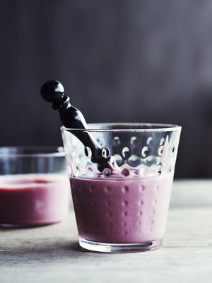 Vanha tuttu joulusinappi saa uuden yllättävän värin mustaherukasta.