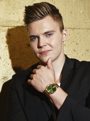 Laulaja Elias Kaskinen on jouluperinteiden suuri ystävä. ”Perinteet ovat kivoja, kunhan niitä ei ota liian tosissaan.”