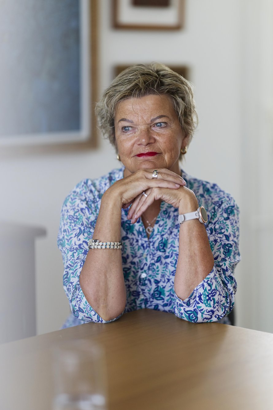 Hannan nuorin poika Iiro kuoli vuonna 2006. Hanna on opiskellut sielunhoitoa, josta hän saa itsekin voimaa. ”On tärkeää voida keskustella ja rukoilla ihmisten kanssa, joilla on vaikeaa.”