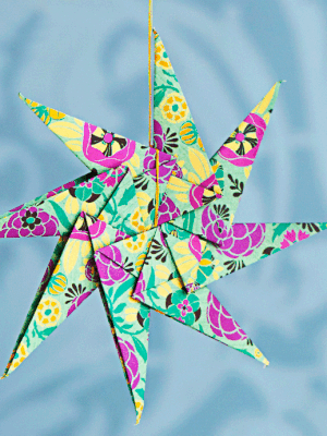 Valmis origamitähti.
