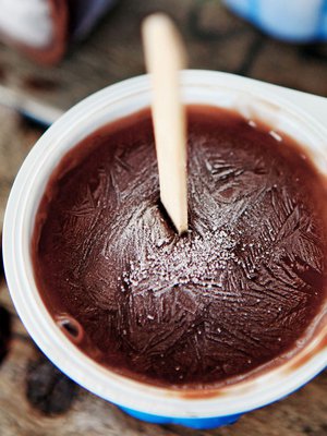 Tätä helpompaa hellepäivän herkkua ei ole.