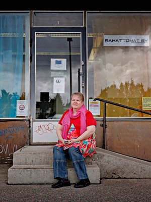 Anjan perustaman Rahattomat ry:n naistenryhmän tapaamisissa nauretaan enemmän kuin itketään. "Eikä ketään jätetä yksin."