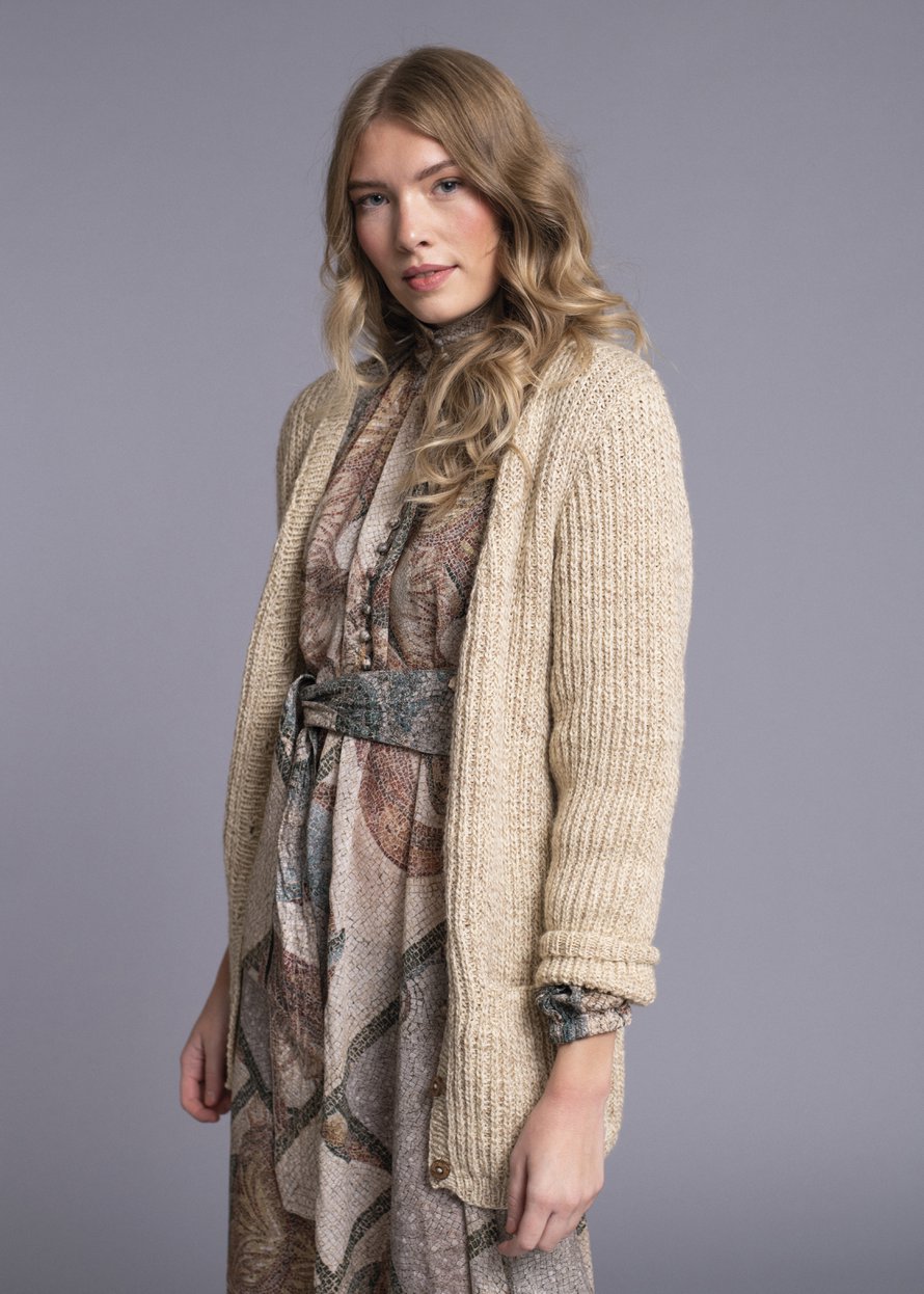 20 Beige neuletakki