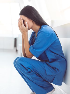 On työpäiviä, joista selviää vain pitämällä pienen itkutauon.