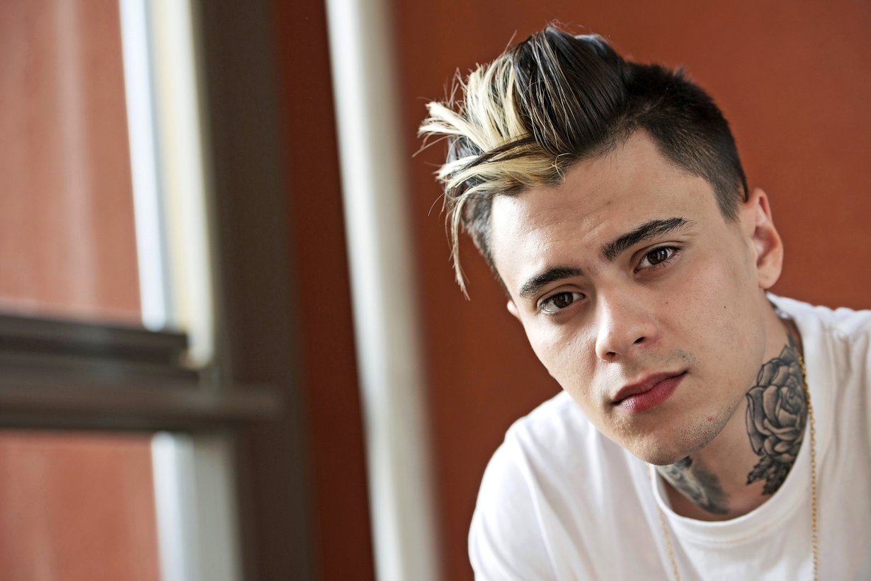 Rapmuusikko Mikael Gabriel, 25, on julkaissut neljä levyä. Hän suunnittelee valloittavansa maailman, "koska se on mahdollista, universumille pitää vain asettaa haasteita".