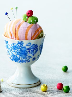 Eihän tähän melkein raaski laittaa neuloja!