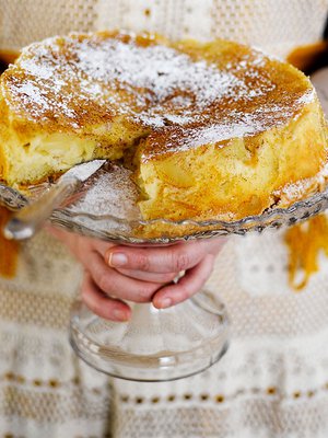 Paras kakku syntyy tarpeeksi hapokkaista omenista.