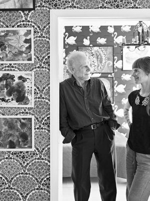 ”Laura on luova. Vanhan talon osto Porvoosta oli yksi hänen tempauksistaan. Ihmettelin sitä aluksi, mutta nyt ajattelen, että se oli hyvä ratkaisu”, oopperalaulaja Jorma Hynninen sanoo.