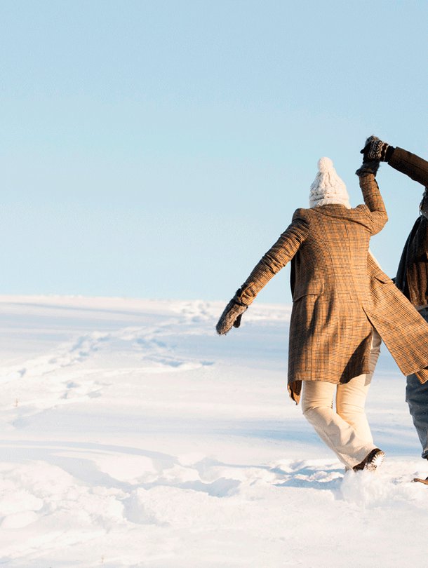 Muistatko vielä hetken, jolloin rakastuit? Kerro siitä meille, niin teemme yhdessä laulun rakkaustarinoista.