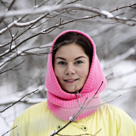 Emilia luennoi ja esiintyy, vaikka hä peää joka kerta. ”Silti se kannattaa, kun kyse on itselle tärkeistä asioista.”