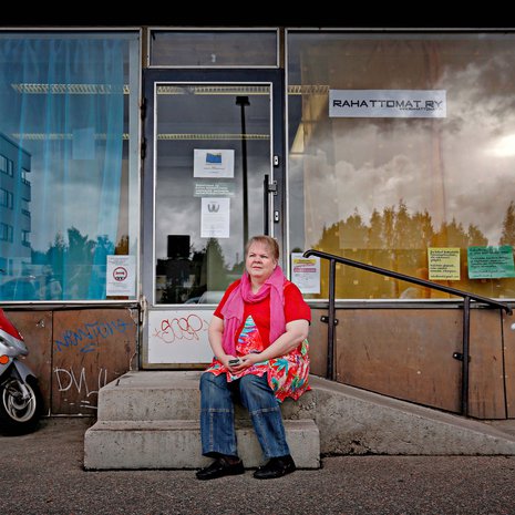 Anjan perustaman Rahattomat ry:n naistenryhmän tapaamisissa nauretaan enemmän kuin itketään. "Eikä ketään jätetä yksin."