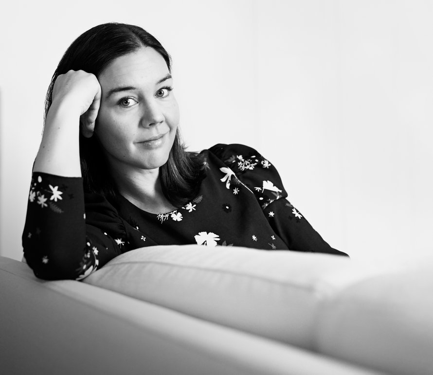Paula Koskinen Sandbergin mielestä kotihoidontuki on valtion tukema köyhyysloukku, joka pitäisi lopettaa.