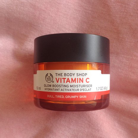 The Body Shop Vitamin C Glow Boosting Moisturiser, 50 ml, 24,80 e.