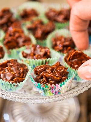 Jälkiruoka Mostachones de Chocolate (suklaaviikset) lienee saanut nimensä siitä, että se jättää suklaaviikset herkuttelijan ylähuulelle.
