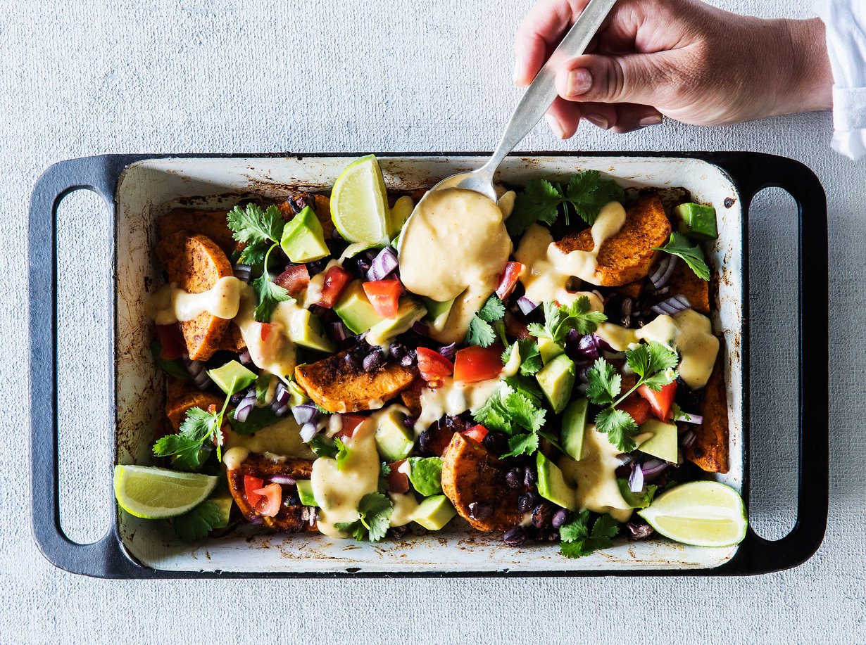 Värikäs texmex-pelti kelpaa nostaa pöytään sellaisenaan.