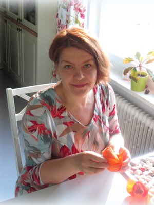 Keittiömestari-nimisen blogin aiheina ovat ruoka ja perhe.