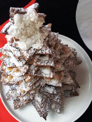 Tomusokerihuntu antaa piparikuuselle talvisen ilmeen.