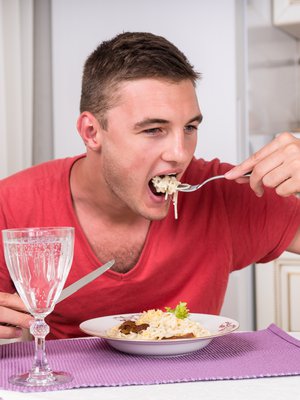 Jos ruokapala juuttuu kurkkuusi ja hapensaanti katkeaa, sinulla on hyvin vähän aikaa pelastaa itsesi.