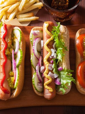 Näissäkin herkkupaloissa piileskelee sokeria.