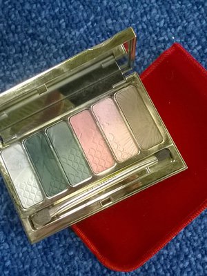 Clarinsin Garden Escape -luomiväripaletti 51,20 e.