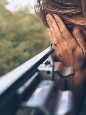 ”Työuupumukseen puututaan liian usein vasta, kun ollaan lähellä täydellisestä loppuun palamista, burnoutia", sanoo psykologi Mervi Herranen.