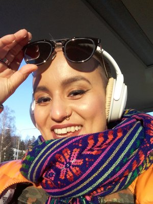 Sandhja edustaa Suomea Euroviisuissa.